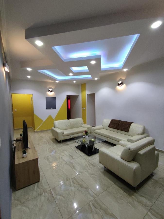 Hotel Appart B4U Yaoundé Exteriör bild